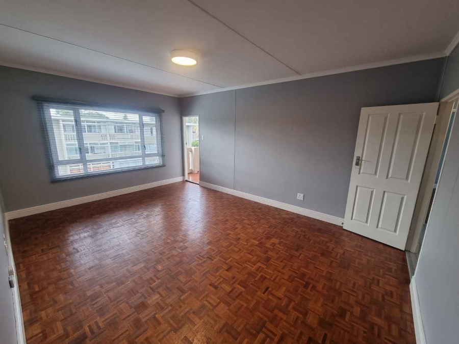 2 Bedroom Property for Sale in Claremont Western Cape